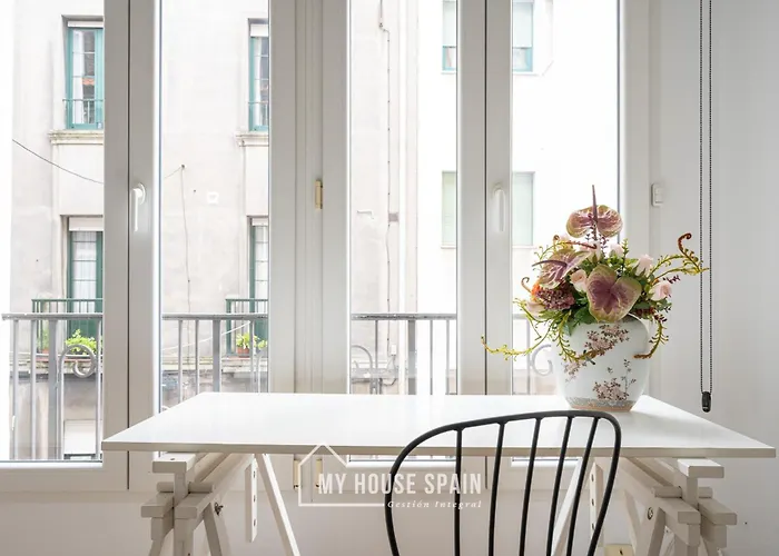 Myhousespain - Piso Reformado En El Centro דירה גיחון